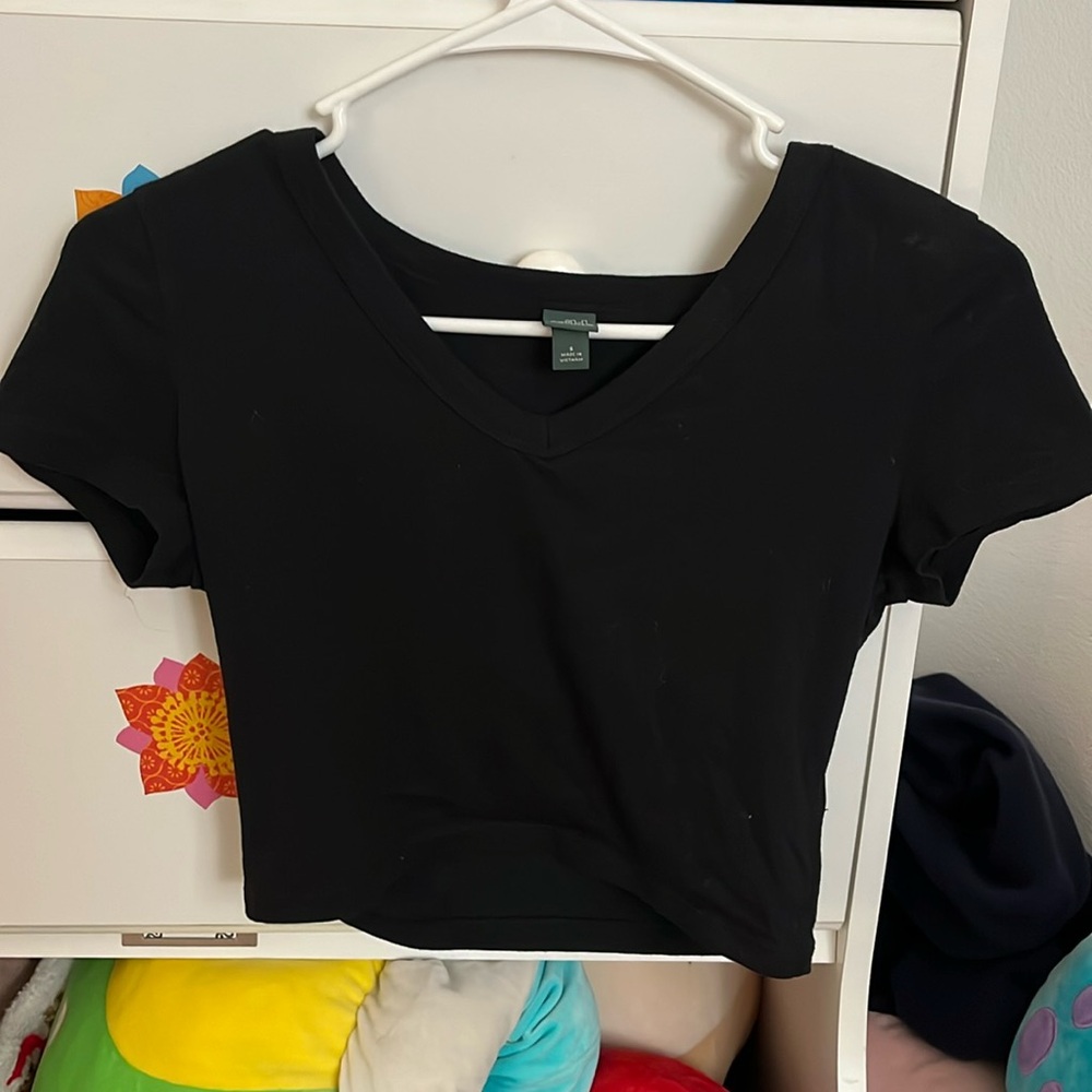 WOMENS V NECK SHIRT SMALL